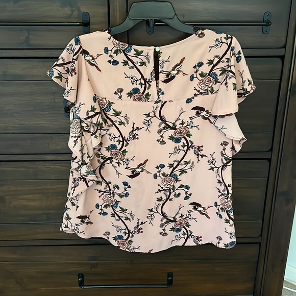 Bobeau Ruffle Top - Picture 6 of 6